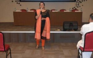 12 320x202 2 300x189